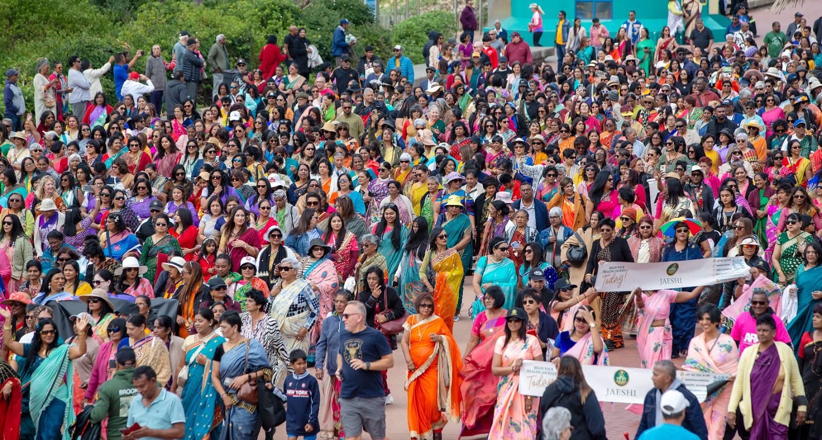 Durban Beach Saree Stroll 2026 – Threads of Bharat